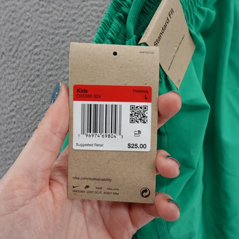 Nike Kids Dri FIT Training Shorts Green Youth Size Large NEW‎